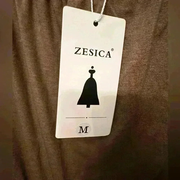 NWT ZESICA Women's 2024 Casual Off Shoulder Strapless Belted Wide Leg Romper - M - Picture 3 of 10